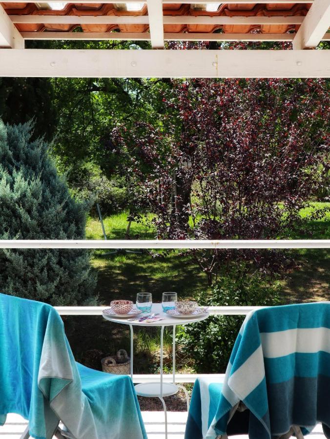 مبيت وإفطار دْراجينْيا Le Jardin Des Selves المظهر الخارجي الصورة